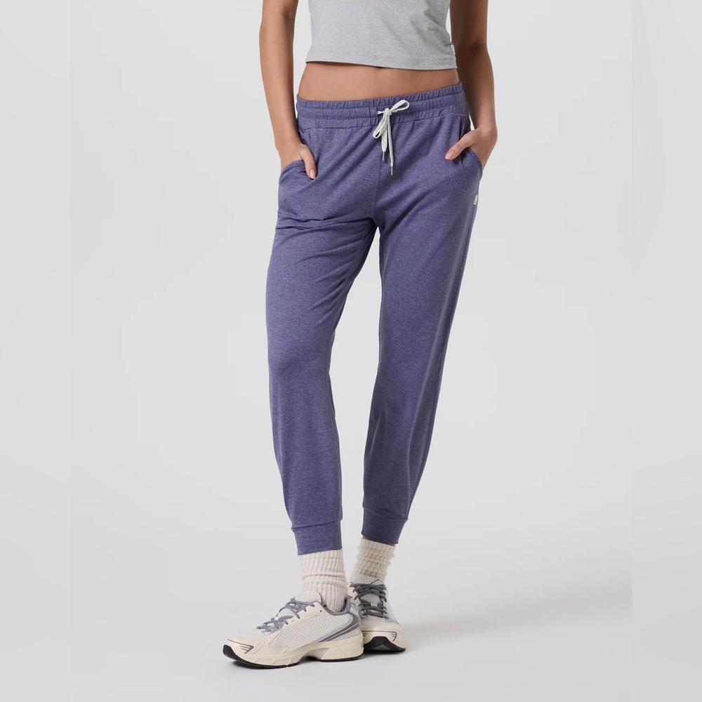 Vuori Women's Performance DreamKnit™ Joggers